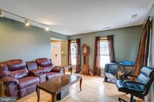 3 Tanya Garth, Baltimore, MD 21220 - Photo 9