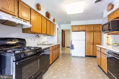 6609 Amleigh Road, Baltimore, MD 21209 - Photo 19