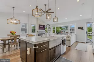 7 Wendslow Pl, Lutherville Timonium, MD 21093 - Photo 11