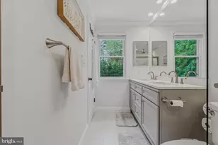 7 Wendslow Pl, Lutherville Timonium, MD 21093 - Photo 17