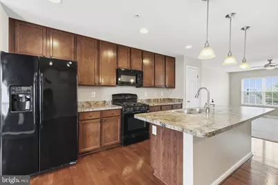 8441 Stansbury Lake Drive, Baltimore, MD 21222 - Photo 17