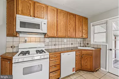 8025 N Boundary Road, Baltimore, MD 21222 - Photo 11