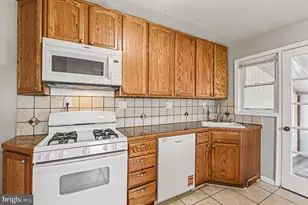 8025 N Boundary Rd, Baltimore, MD 21222 - Photo 11