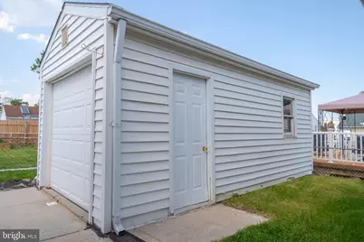 2411 Saratoga Avenue, Halethorpe, MD 21227 - Photo 31