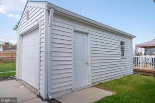 2411 Saratoga Ave, Halethorpe, MD 21227 - Photo 31