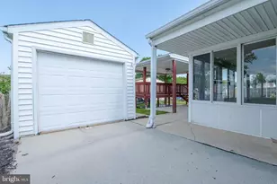 2411 Saratoga Ave, Halethorpe, MD 21227 - Photo 29