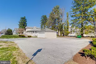 407 W Pennsylvania Ave, Towson, MD 21204 - Photo 59