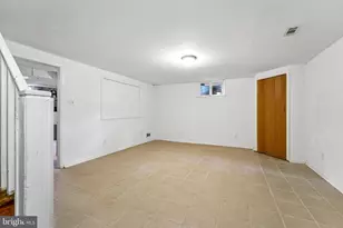 5512 Medwick Garth N, Baltimore, MD 21228 - Photo 25