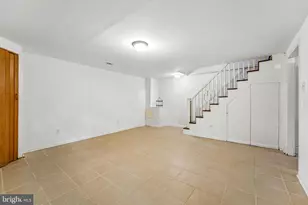 5512 Medwick Garth N, Baltimore, MD 21228 - Photo 27