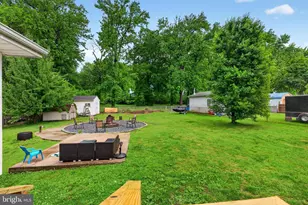 7541 Old Battle Grove Rd, Dundalk, MD 21222 - Photo 5
