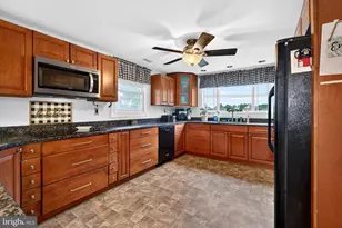 7541 Old Battle Grove Rd, Dundalk, MD 21222 - Photo 7