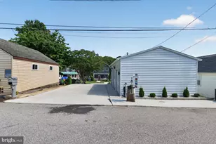 1914 Poplar Rd, Essex, MD 21221 - Photo 9