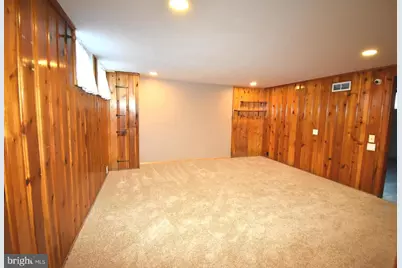 7509 Holabird Avenue, Baltimore, MD 21222 - Photo 17