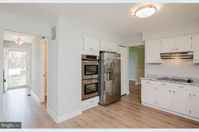 12221 Rohan Court, Owings Mills, MD 21117 - Photo 7