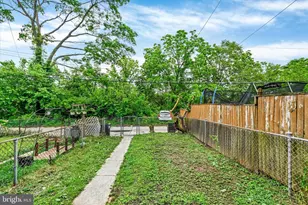 548 Chalcot, Essex, MD 21221 - Photo 19