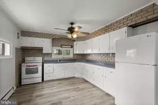 2507 Gehb Ave, Baltimore, MD 21227 - Photo 7