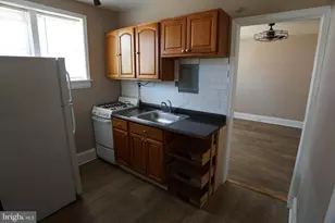 2 Aigburth Rd, Towson, MD 21286 - Photo 5