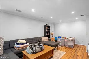 2 Topwood Ct, Parkville, MD 21234 - Photo 11