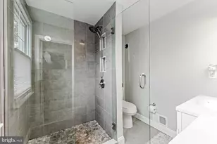 114 E Aylesbury Rd, Lutherville Timonium, MD 21093 - Photo 29
