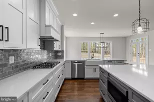 127 Nob Hill Park Dr, Reisterstown, MD 21136 - Photo 21
