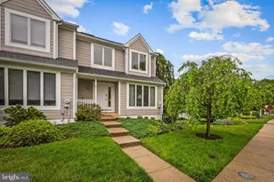 9 Stone Row Ct, Cockeysville, MD 21030 - Photo 3