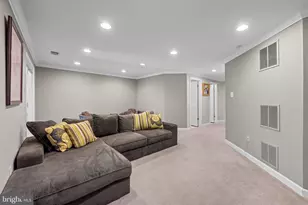 9 Hurdleford Ct, Baltimore, MD 21209 - Photo 33