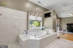 9836 Harford Rd, Parkville, MD 21234 - Photo 23