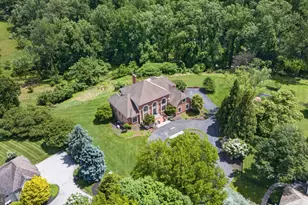 815 Hillstead Dr, Lutherville Timonium, MD 21093 - Photo 5