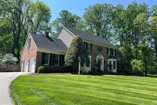 1 Lakecrest Ct, Towson, MD 21286 - Photo 5