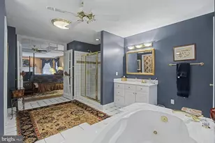 1 Lakecrest Ct, Towson, MD 21286 - Photo 53