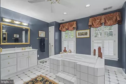 1 Lakecrest Court, Towson, MD 21286 - Photo 55