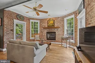1 Lakecrest Ct, Towson, MD 21286 - Photo 25