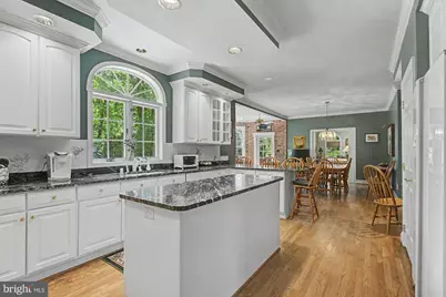 1 Lakecrest Court, Towson, MD 21286 - Photo 41