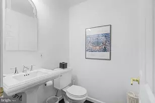 1 Lakecrest Ct, Towson, MD 21286 - Photo 67