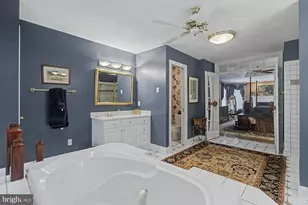 1 Lakecrest Ct, Towson, MD 21286 - Photo 57
