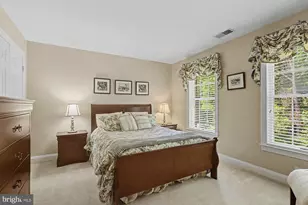 1 Lakecrest Ct, Towson, MD 21286 - Photo 57