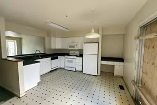 746 Villager Cir, Baltimore, MD 21222 - Photo 3