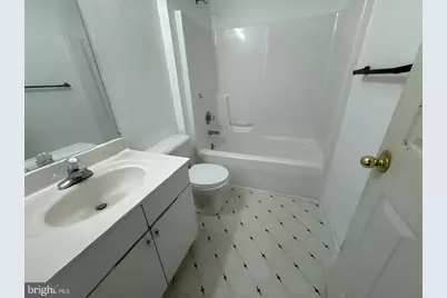 746 Villager Circle, Baltimore, MD 21222 - Photo 15