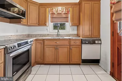 8806 Ashford Road, Baltimore, MD 21234 - Photo 9
