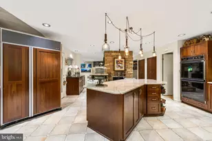11904 Ridge Valley Dr, Owings Mills, MD 21117 - Photo 11