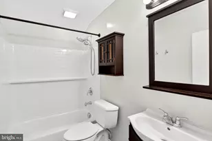 2225 Ellen Ave, Parkville, MD 21234 - Photo 7