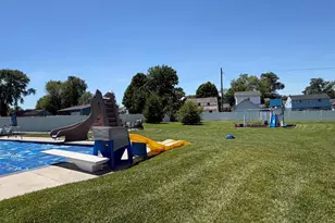 2410 East Ave, Baltimore, MD 21219 - Photo 9