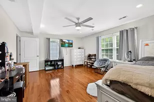 2410 East Ave, Baltimore, MD 21219 - Photo 47