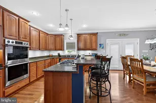 2410 East Ave, Baltimore, MD 21219 - Photo 29