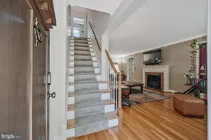 902 Locustvale Rd, Towson, MD 21204 - Photo 3