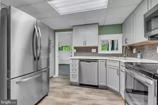 601 Alvin Ave, Catonsville, MD 21228 - Photo 9