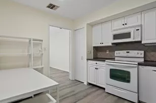 2 High Stepper Ct, Pikesville, MD 21208 - Photo 1