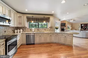 21 Barthel Ct, Lutherville Timonium, MD 21093 - Photo 11