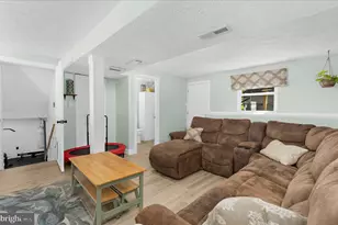 1938 Sue Creek Dr, Baltimore, MD 21221 - Photo 19