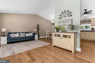 1938 Sue Creek Dr, Baltimore, MD 21221 - Photo 5